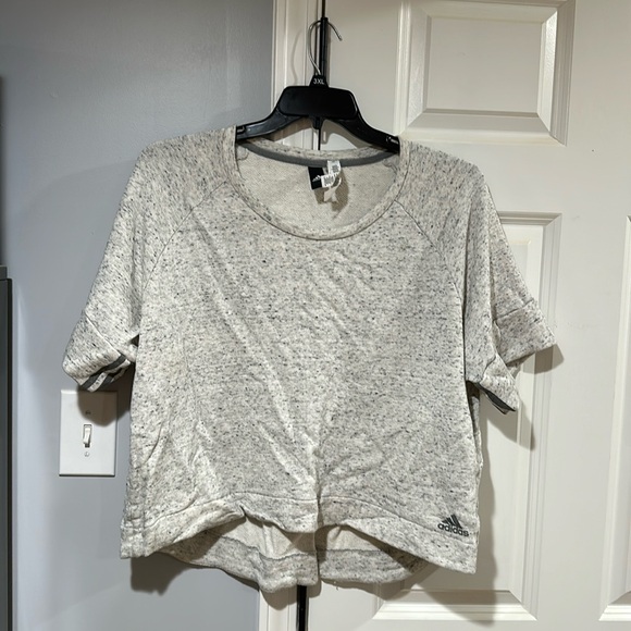 Plus size Adidas gray crop lightweight sweatshirt size 2x - Picture 1 of 4